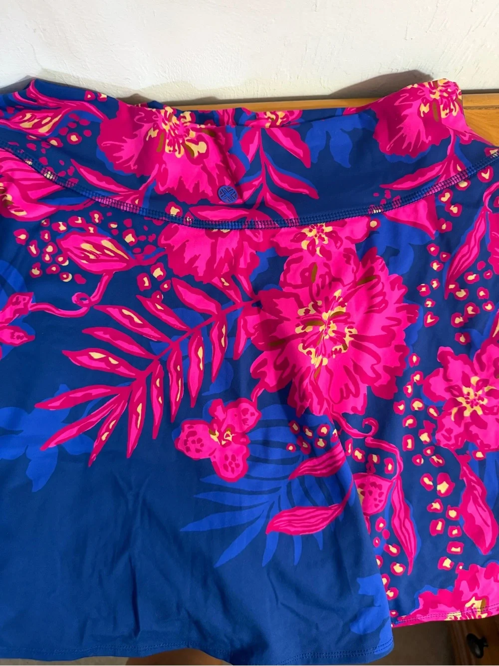 Lily Pulitzer Luxletic Performance Skirt Skort Vibrant Floral Blue & Hot Pink